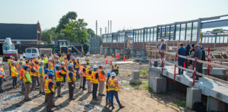 Metropolitan Transportation Authority of the State of New York from United States of America, CC BY 2.0 , via Wikimedia Commons